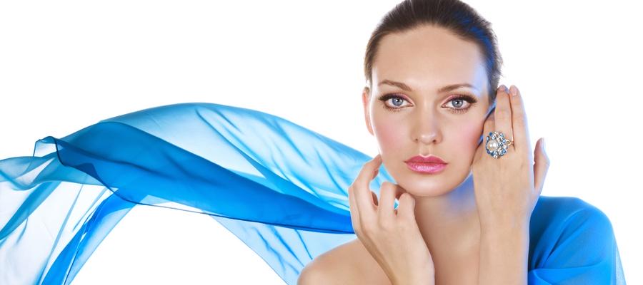 Bid Farewell to Fine Lines and Wrinkles With Botox